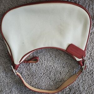 Coach Authentic Hamptons Demi Hobo - Red And White